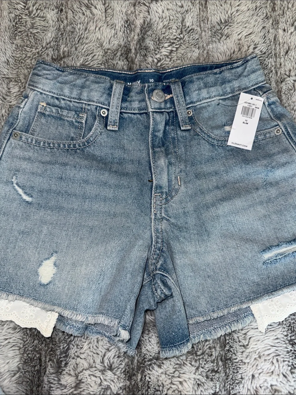 Girls Outfit Bundle Old Navy NWT Denim Shorts (10 Slim) + 2 Tops (10/12)